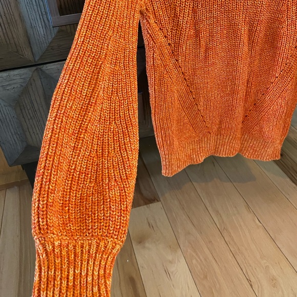 Sweater - Picture 3 of 4